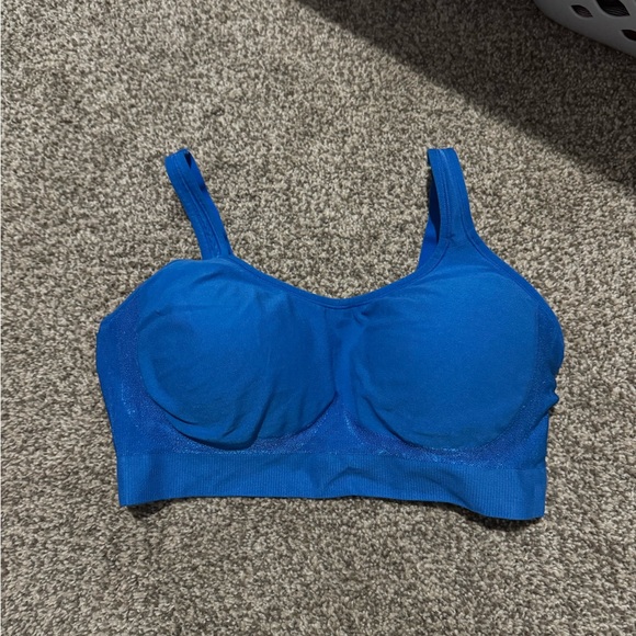 Bundle of Underoutfit bras - Picture 3 of 7